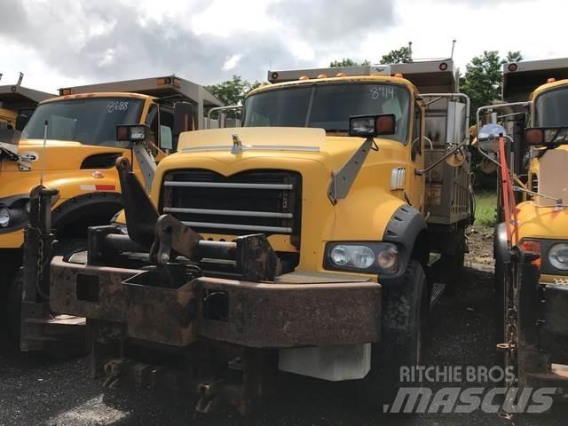 Mack 700 Lame spazzaneve e aratri
