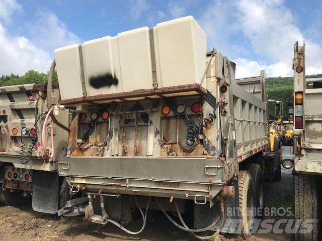 Mack 700 Lame spazzaneve e aratri