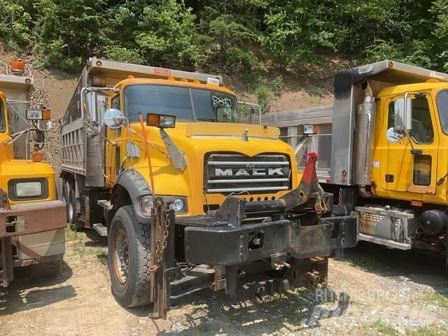 Mack 700 Lame spazzaneve e aratri