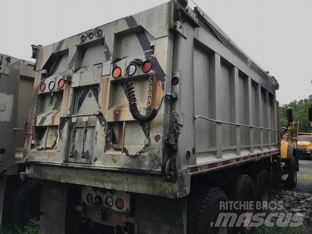 Mack 700 Lame spazzaneve e aratri