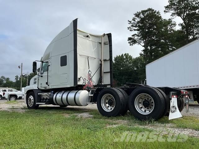 Mack AN64T Motrici e Trattori Stradali