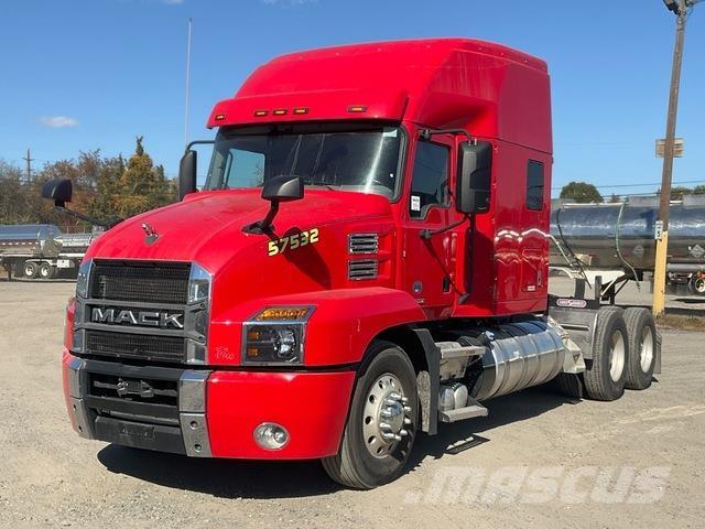 Mack AN64T Motrici e Trattori Stradali