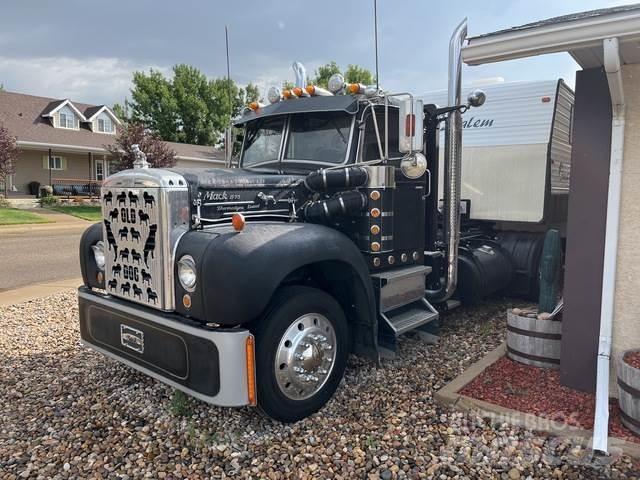 Mack B75 Motrici e Trattori Stradali