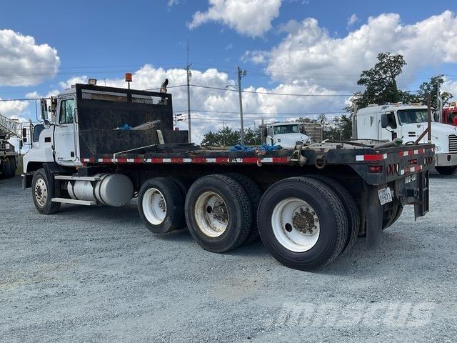 Mack CH 613 Camion con sponde ribaltabili