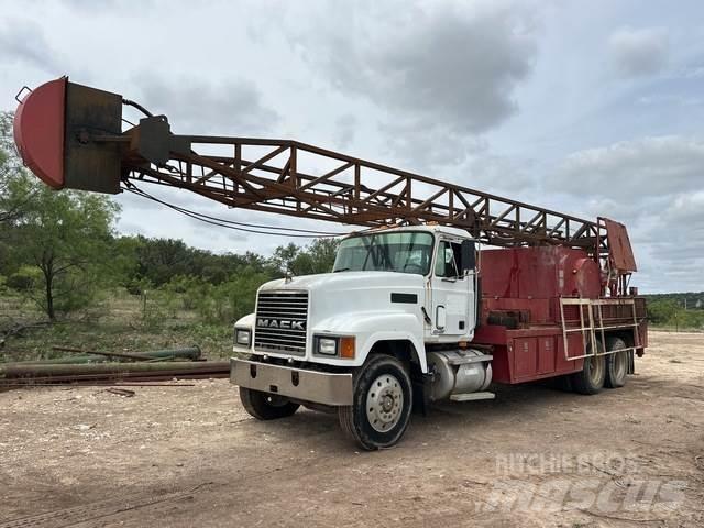 Mack CH613 Costruzioni - Altro