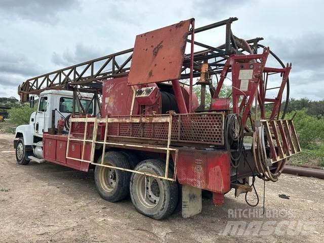 Mack CH613 Costruzioni - Altro