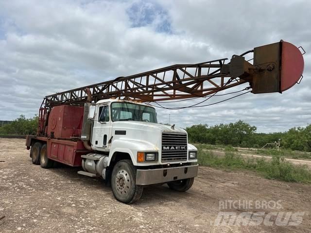 Mack CH613 Costruzioni - Altro
