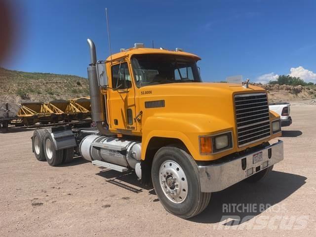 Mack CH613 Motrici e Trattori Stradali