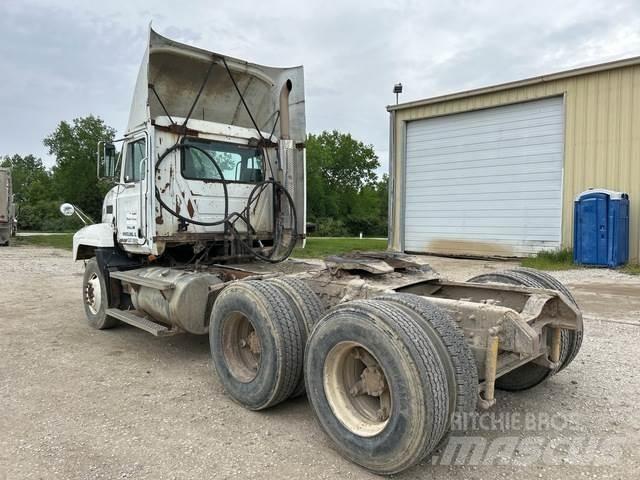 Mack CH613 Motrici e Trattori Stradali