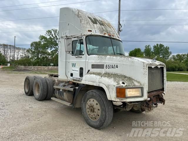 Mack CH613 Motrici e Trattori Stradali