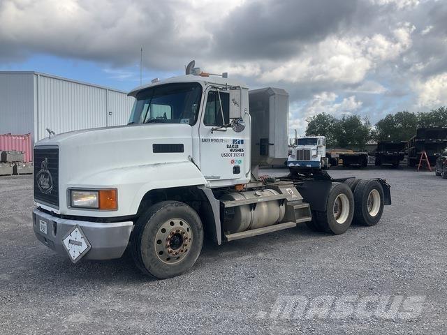Mack CH613 Motrici e Trattori Stradali