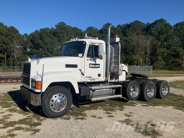 Mack CH613 Motrici e Trattori Stradali