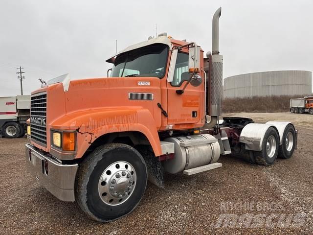 Mack CHN613 Motrici e Trattori Stradali