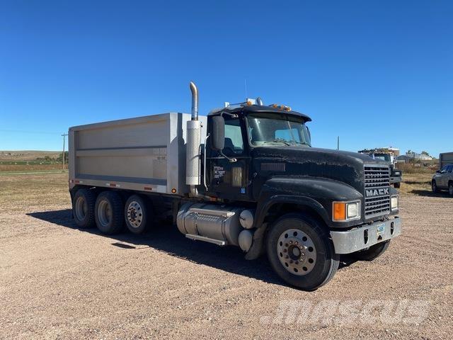 Mack CHN613 Camion ribaltabili