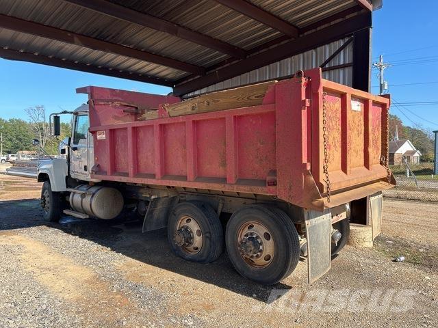 Mack CHU613 Camion ribaltabili
