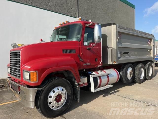 Mack CHU613 Camion ribaltabili