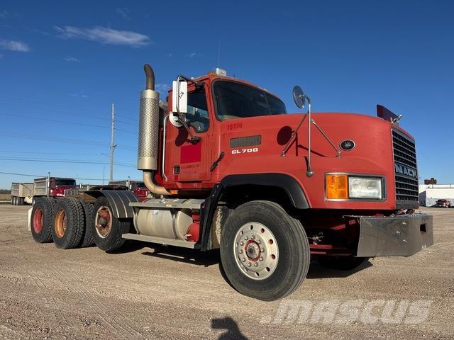 Mack CL733 Motrici e Trattori Stradali