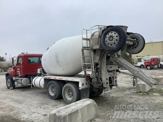 Mack CV513 Camion altro