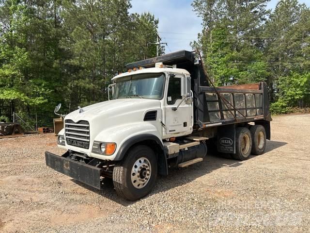 Mack CV700 Camion ribaltabili