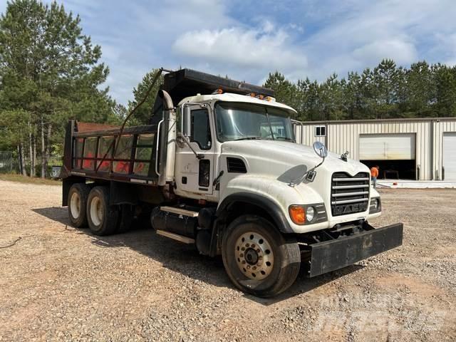 Mack CV700 Camion ribaltabili