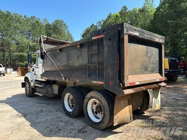 Mack CV700 Camion ribaltabili