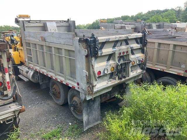 Mack CV700 Lame spazzaneve e aratri