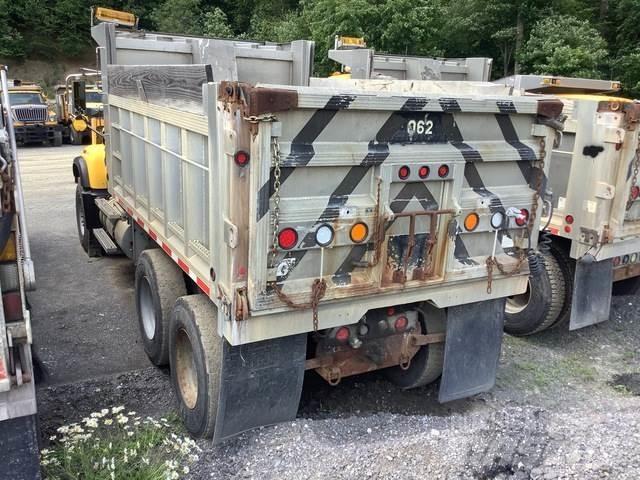 Mack CV700 Lame spazzaneve e aratri