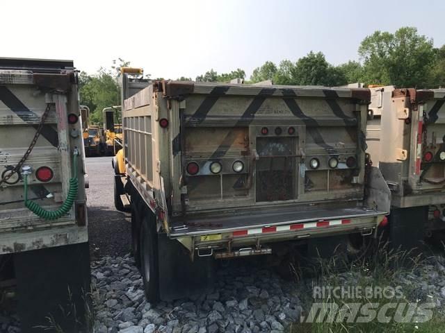 Mack CV700 Lame spazzaneve e aratri