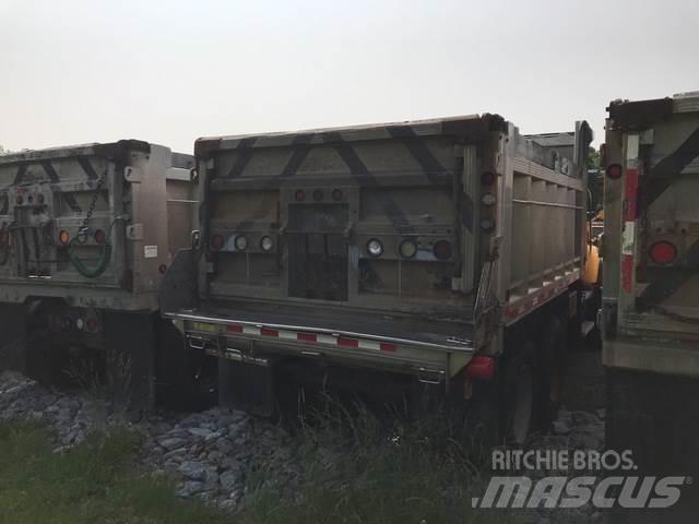 Mack CV700 Lame spazzaneve e aratri