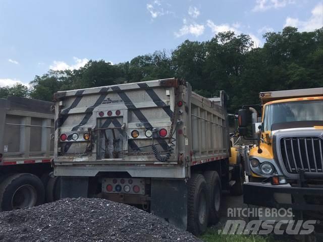 Mack CV700 Lame spazzaneve e aratri