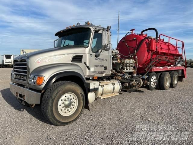 Mack CV713 Costruzioni - Altro