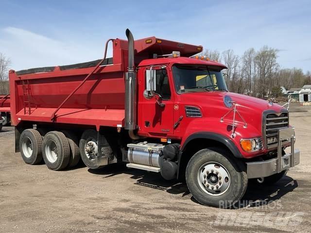 Mack CV713 Camion ribaltabili