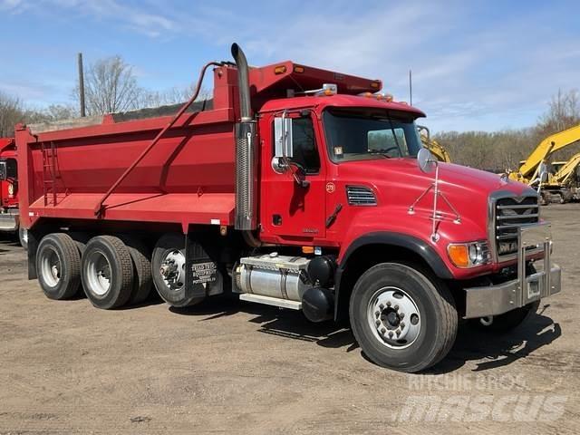 Mack CV713 Camion ribaltabili