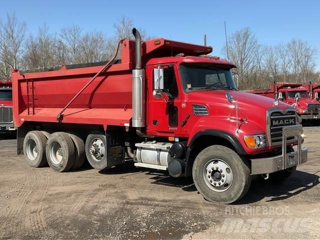 Mack CV713 Camion ribaltabili