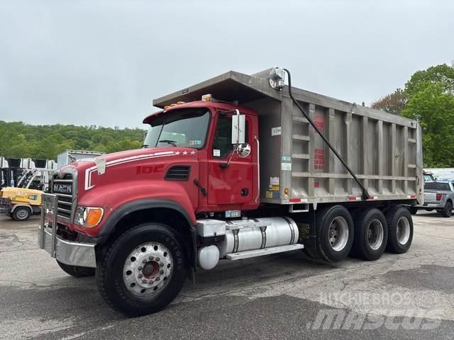 Mack CV713 Camion ribaltabili