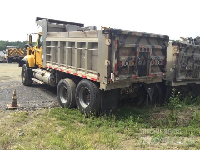 Mack CV713 Camion ribaltabili
