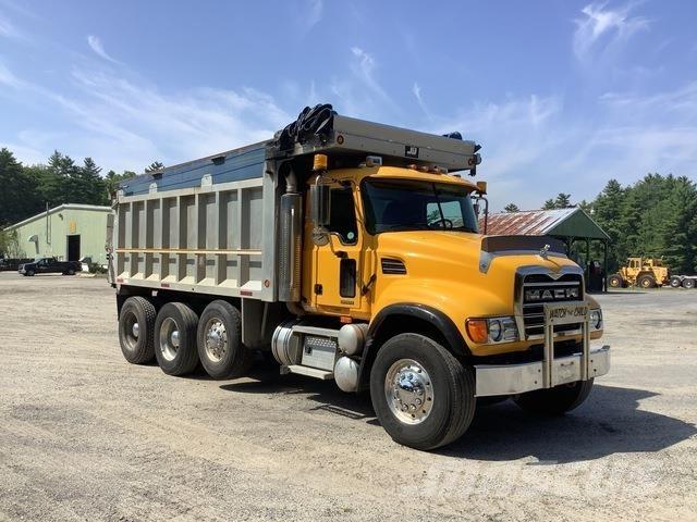 Mack CV713 Camion ribaltabili