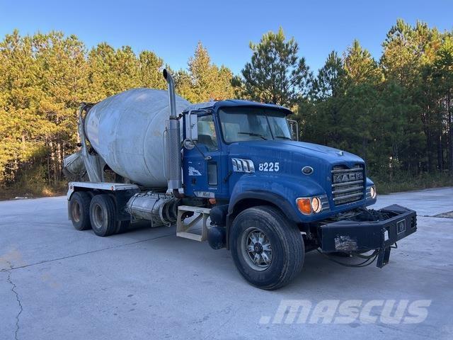 Mack CV713 Camion altro