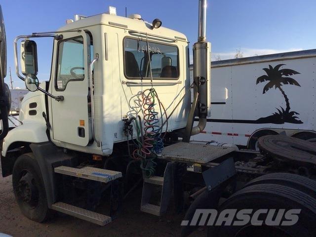 Mack CXN612 Motrici e Trattori Stradali