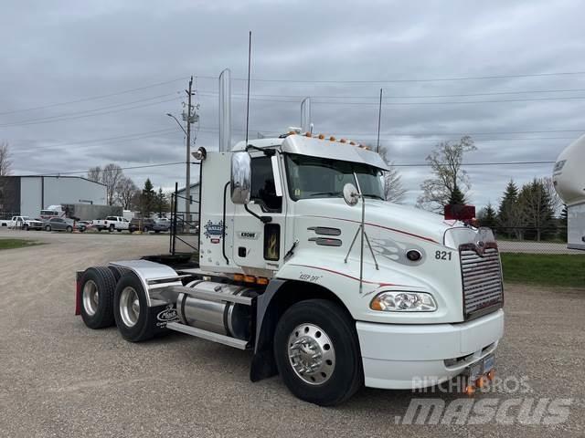 Mack CXN613 Motrici e Trattori Stradali