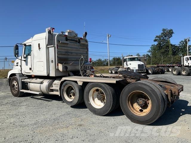 Mack CXN613 Motrici e Trattori Stradali