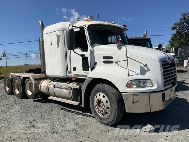 Mack CXN613 Motrici e Trattori Stradali