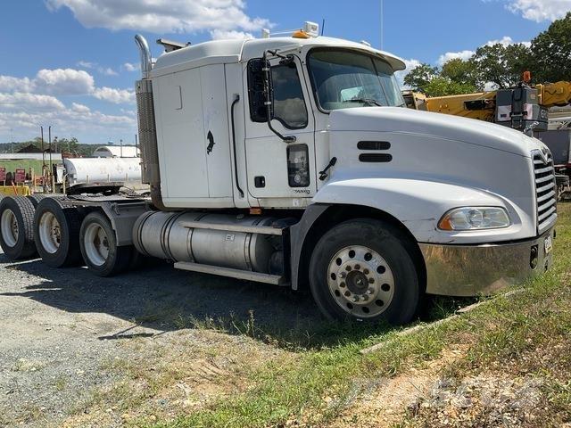 Mack CXN613 Motrici e Trattori Stradali