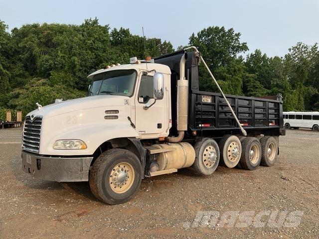 Mack CXN613 Camion ribaltabili