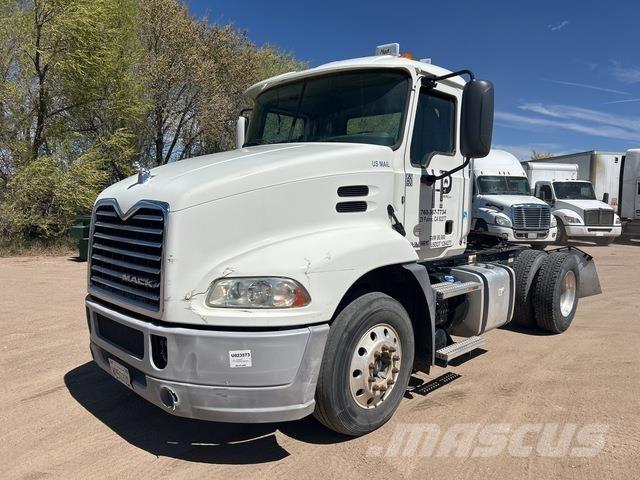 Mack CXU612 Motrici e Trattori Stradali