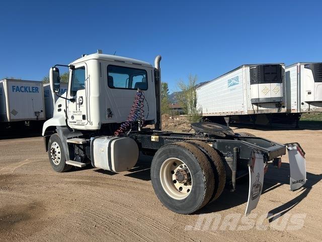 Mack CXU612 Motrici e Trattori Stradali