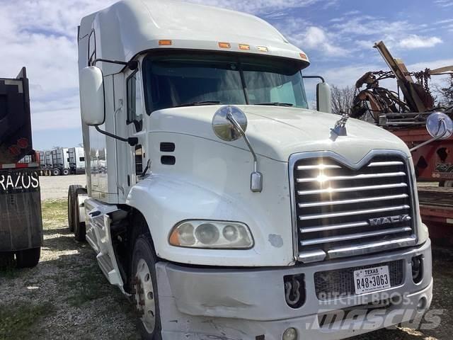Mack CXU613 Motrici e Trattori Stradali