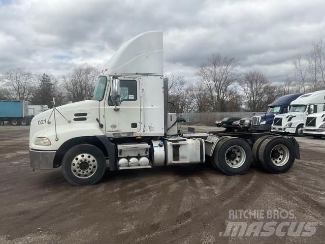 Mack CXU613 Motrici e Trattori Stradali
