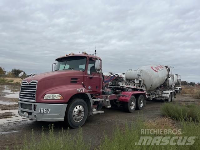 Mack CXU613 Motrici e Trattori Stradali