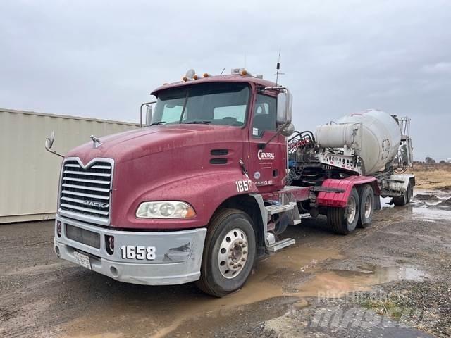 Mack CXU613 Motrici e Trattori Stradali